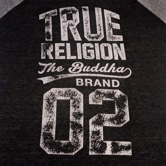 True Religion Other - True Religion raglan shirt